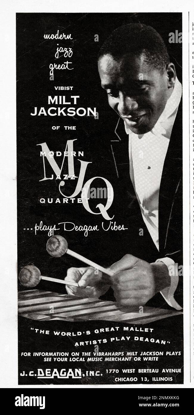 Un annuncio per Deagan Vibes con la leggenda del jazz Milt 'Bags' Jackson. Da un periodico americano del 1961. Foto Stock