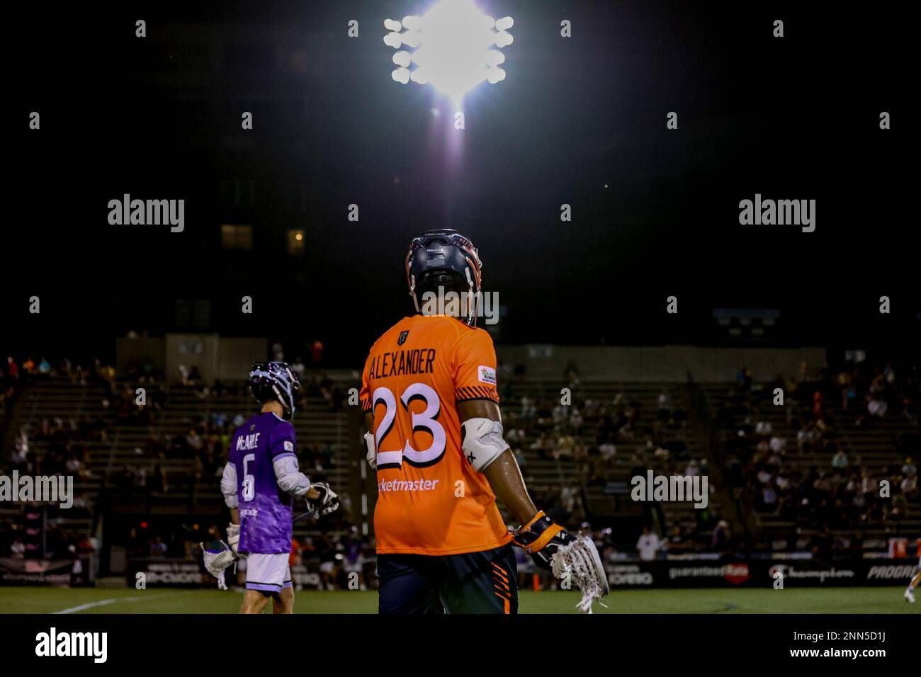 BALTIMORE, MD - JUNE 26: Archers defensive midfield Dominique Alexander (23) keeps an eye on the play in front of him during a game between the Waterdogs and Archers on June 26, 2021 at Homewood Field in Baltimore, MD. (Photo by John McCreary/Icon Sportswire) (Icon Sportswire via AP Images) Foto Stock