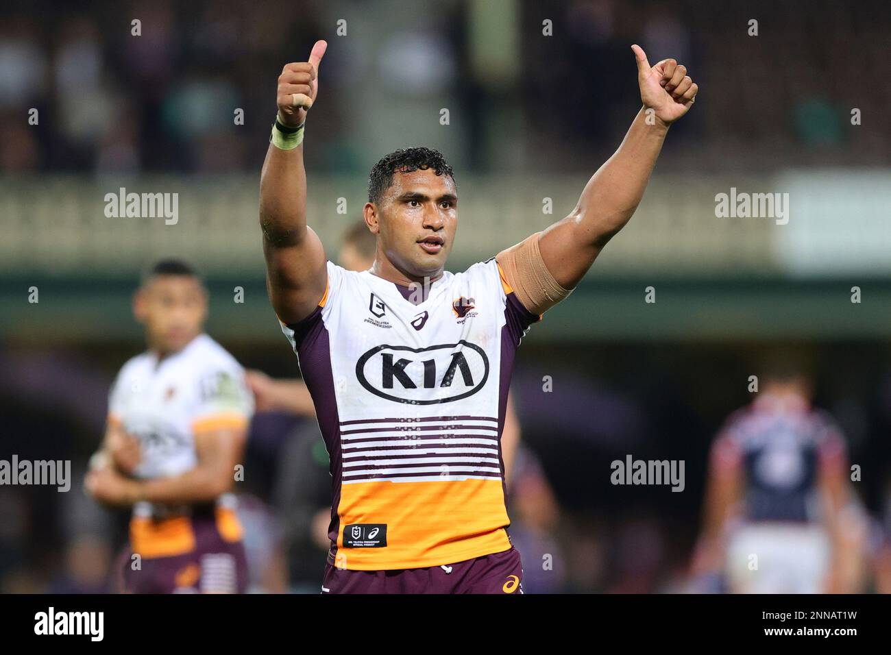 SYDNEY, AUSTRALIA - MAY 22: Tevita Pangai Jnr of the Broncos thanks the fans during the round eleven NRL match between the Sydney Roosters and Brisbane Broncos at The Sydney Cricket Ground on May 22, 2021 in Sydney, Australia. (Photo by Speed Media/Icon Sportswire) (Icon Sportswire via AP Images) Foto Stock