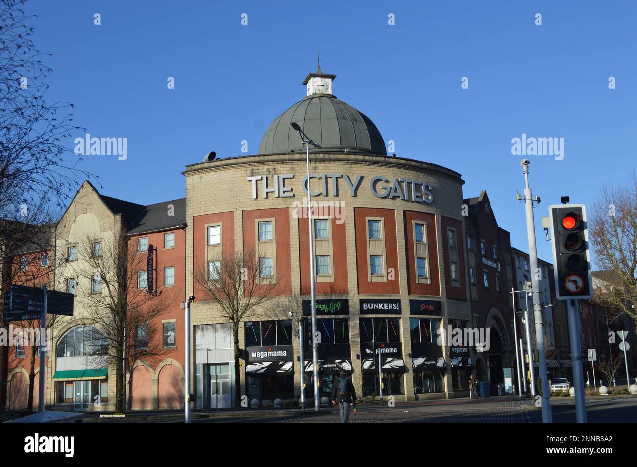 25th febbraio 2023, Swansea, Galles, Regno Unito. Il City Gates a Swansea. Foto Stock