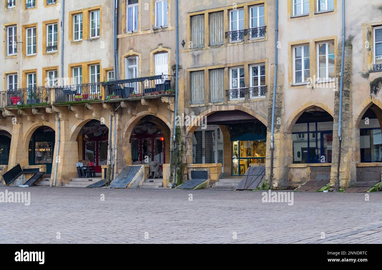 Impressione intorno a Place Saint-Louis a Metz, la capitale della regione Lorena della Francia Foto Stock