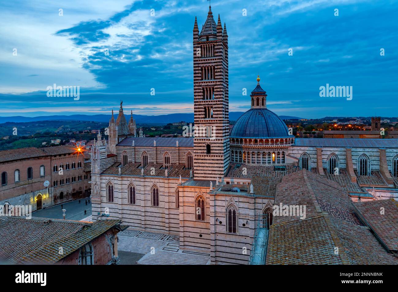 Italia, Toscana, Siena, vista generale con Piazza del campo Foto Stock