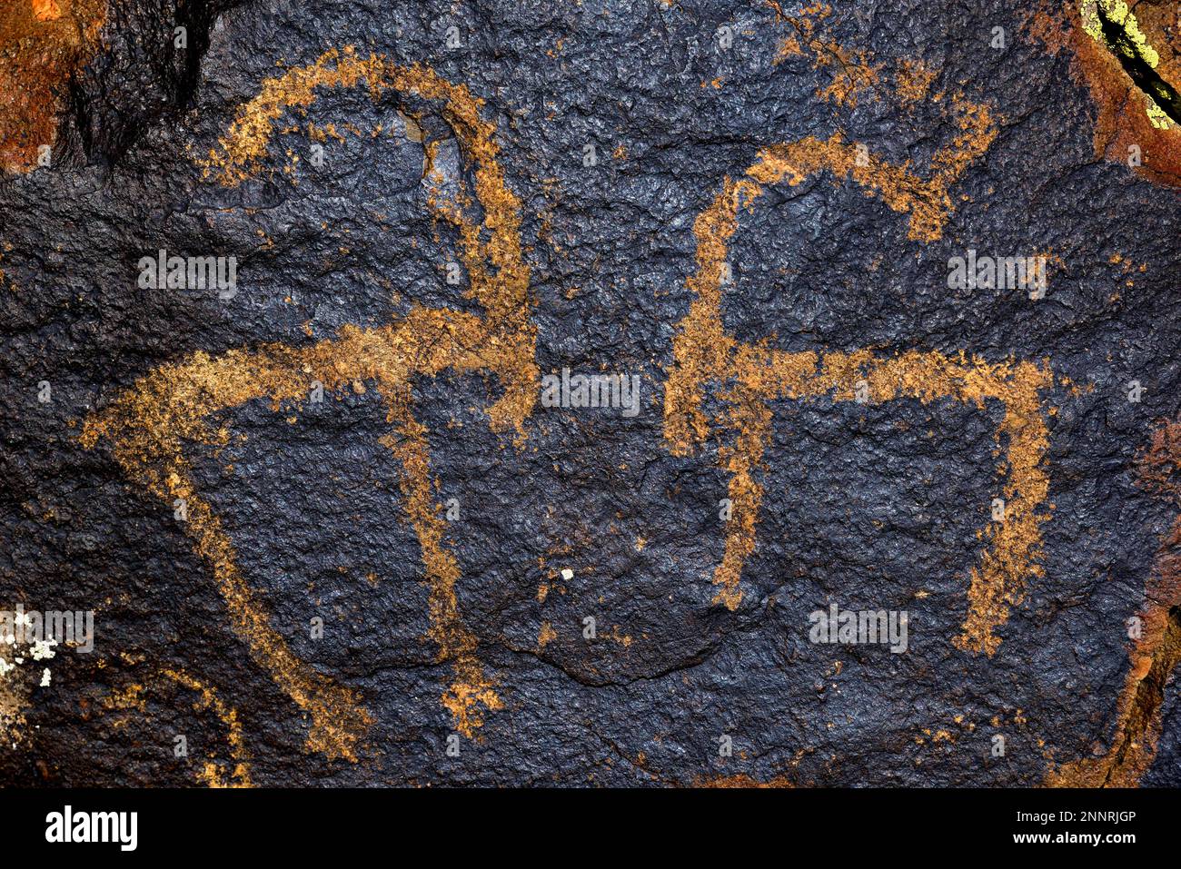 Petroglifi dello stambecco siberiano (Capra sibirica), fino a 2500 anni, Valle del Karakol occidentale, Monti Tien Shan, regione di Naryn, Kirghizistan Foto Stock