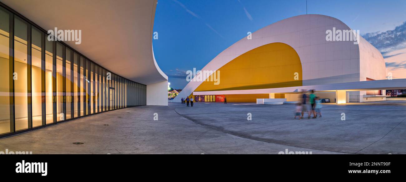 Oscar Niemeyer Centro Culturale Internazionale, Aviles, Asturias, Spagna Foto Stock
