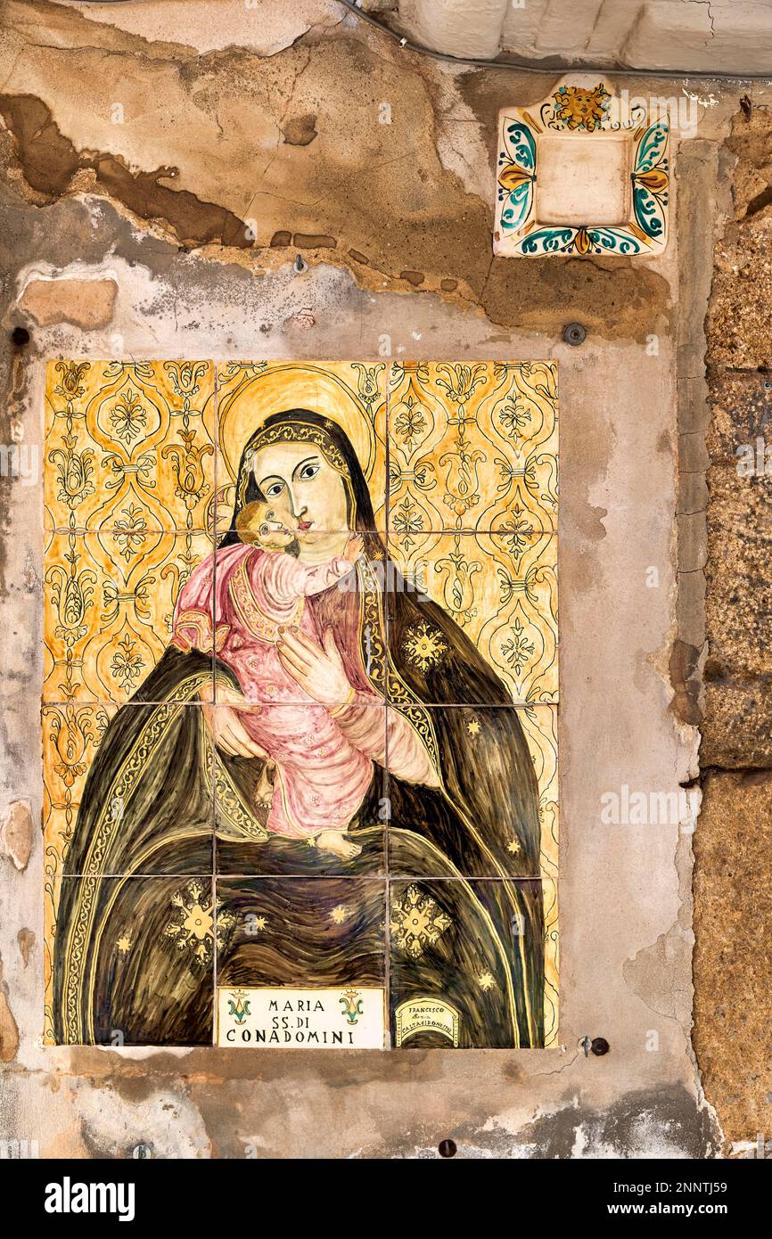 Le famose ceramiche di Caltagirone. Sicilia Italia Foto Stock