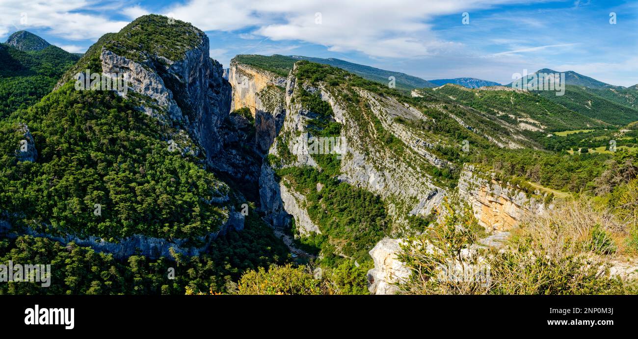 Paesaggio montano, Provenza-Alpi-Costa Azzurra, Francia Foto Stock