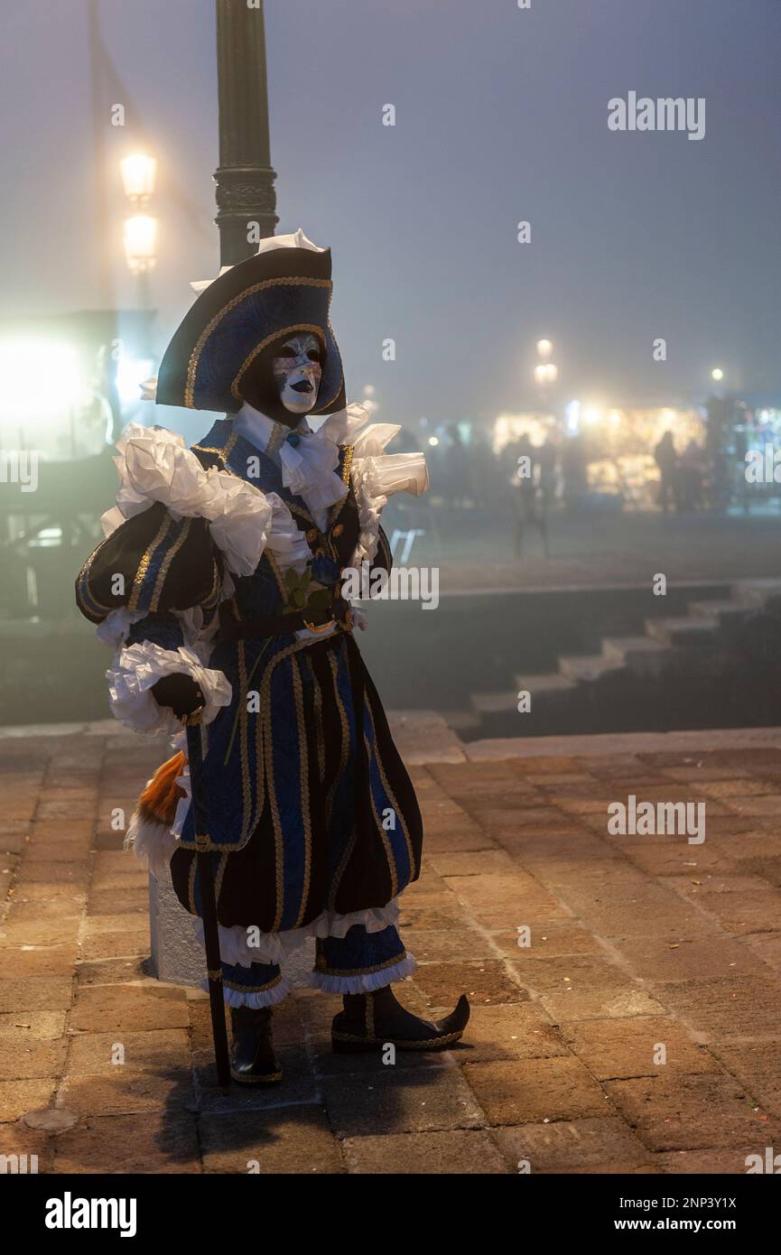 VENEZIA, ITALIA - Febbraio 17 2023: Le maschere del carnevale di Venezia 2023 Foto Stock