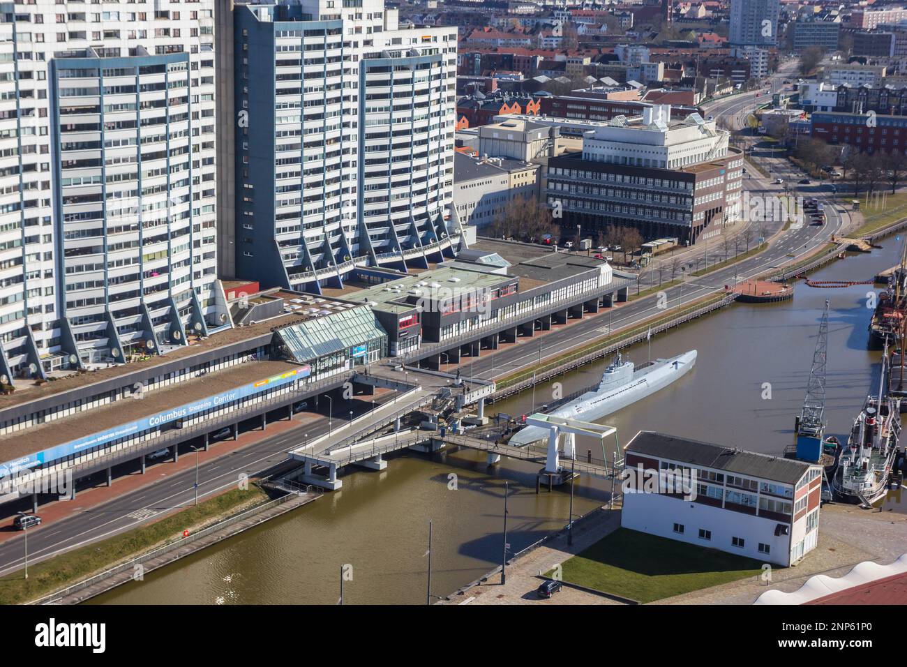 Veduta aerea dello storico sottomarino nel vecchio porto di Bremerhaven, Germania Foto Stock