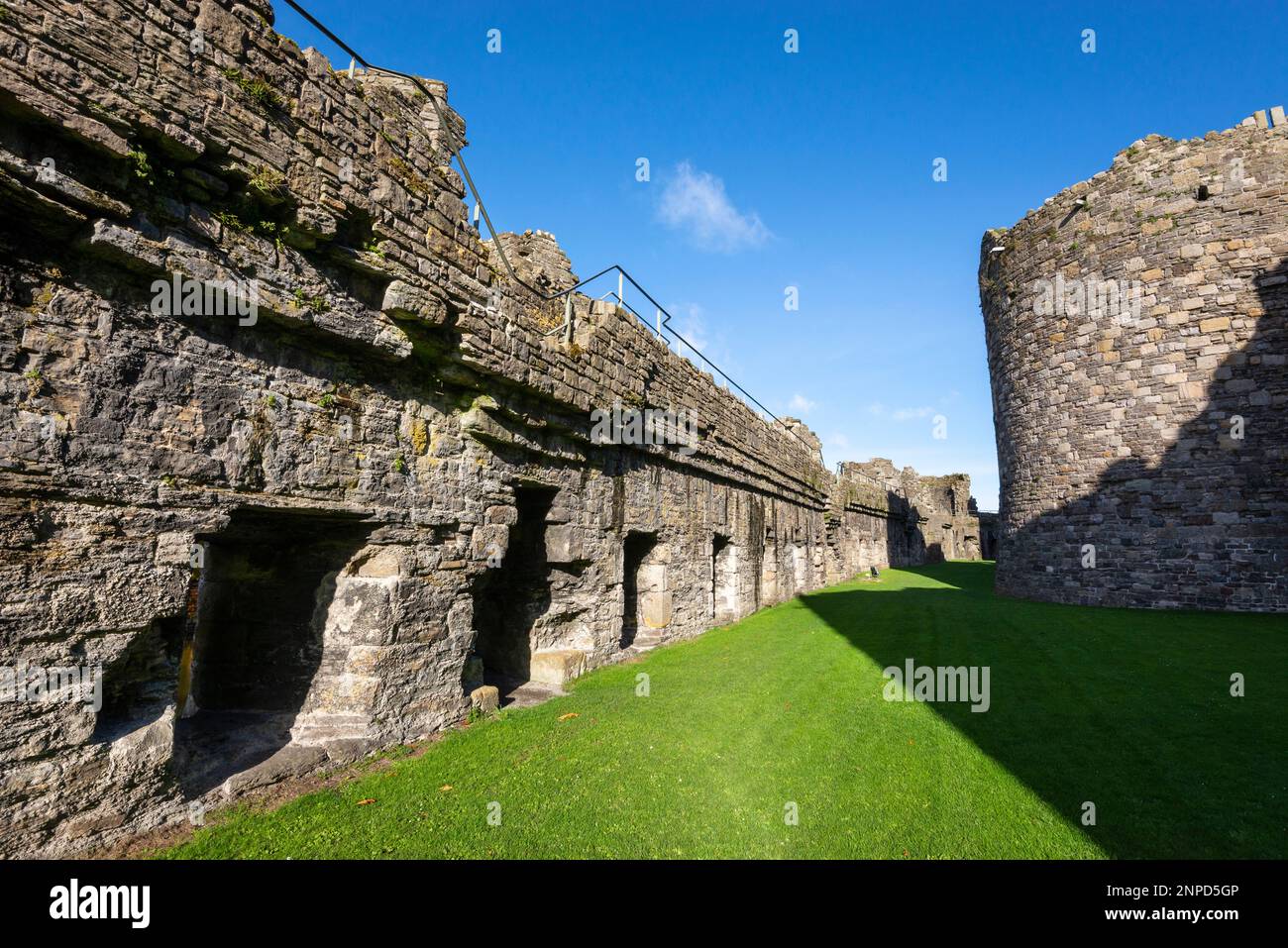 Beaumaris Castello, un edificio del 13th-14th ° secolo a Anglesey, NorthWales. Foto Stock