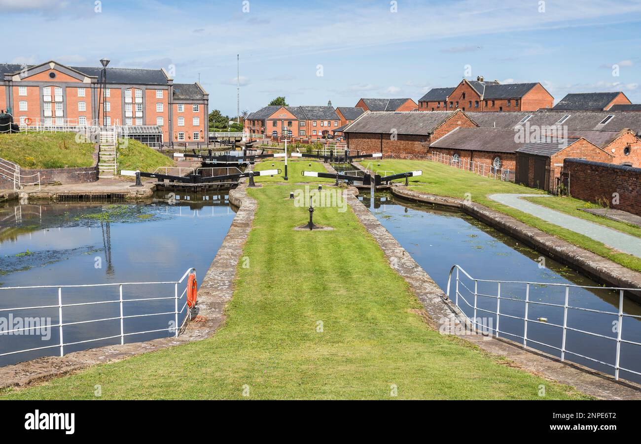 Il canale si chiude al porto di Ellesmere a Cheshire. Foto Stock