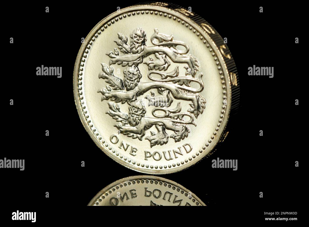 2002 prova £1 con i 3 Lions che rappresentano l'Inghilterra. I tre leoni risalgono a Riccardo cuore di Leone (1189-1199) Foto Stock