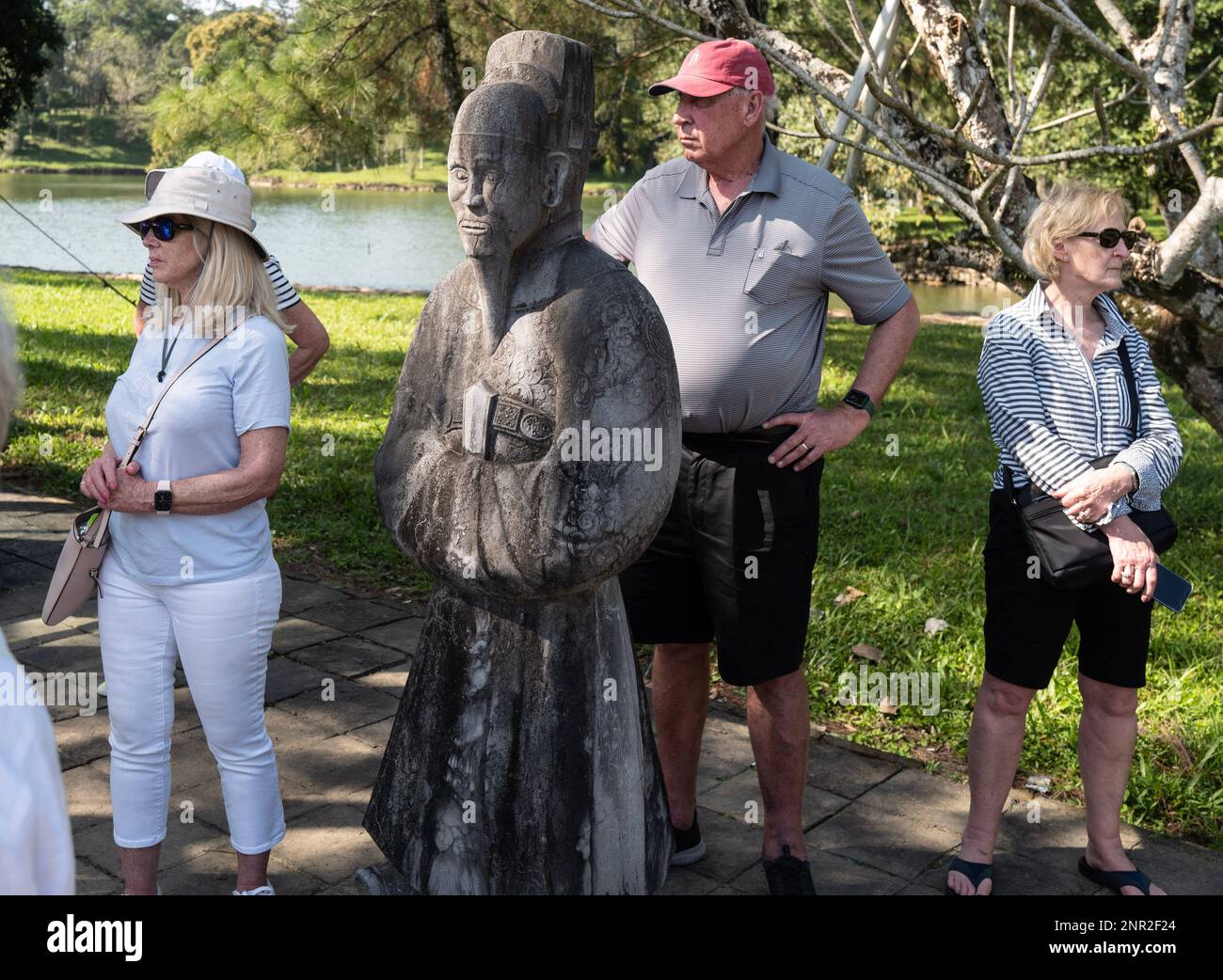 Huế, Vietnam, che comprende la città imperiale e antichi luoghi di sepoltura. Nella foto è raffigurata la Tomba di Tự Đức (vietnamita: Lăng Tự Đức), ufficialmente Khiêm Mausoleu Foto Stock