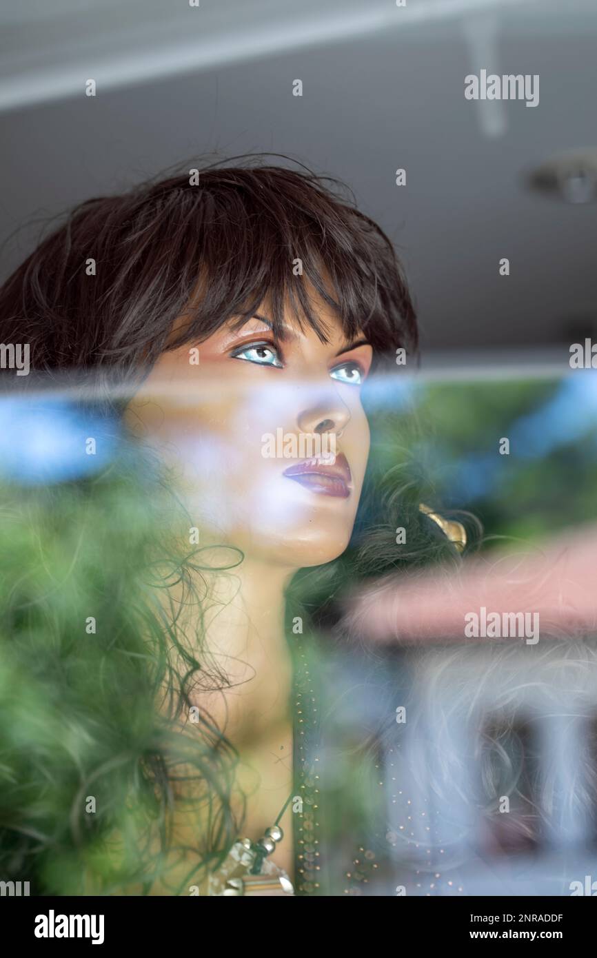 Un manichino per mostrare il concetto di hijab, religione e credenza Foto Stock