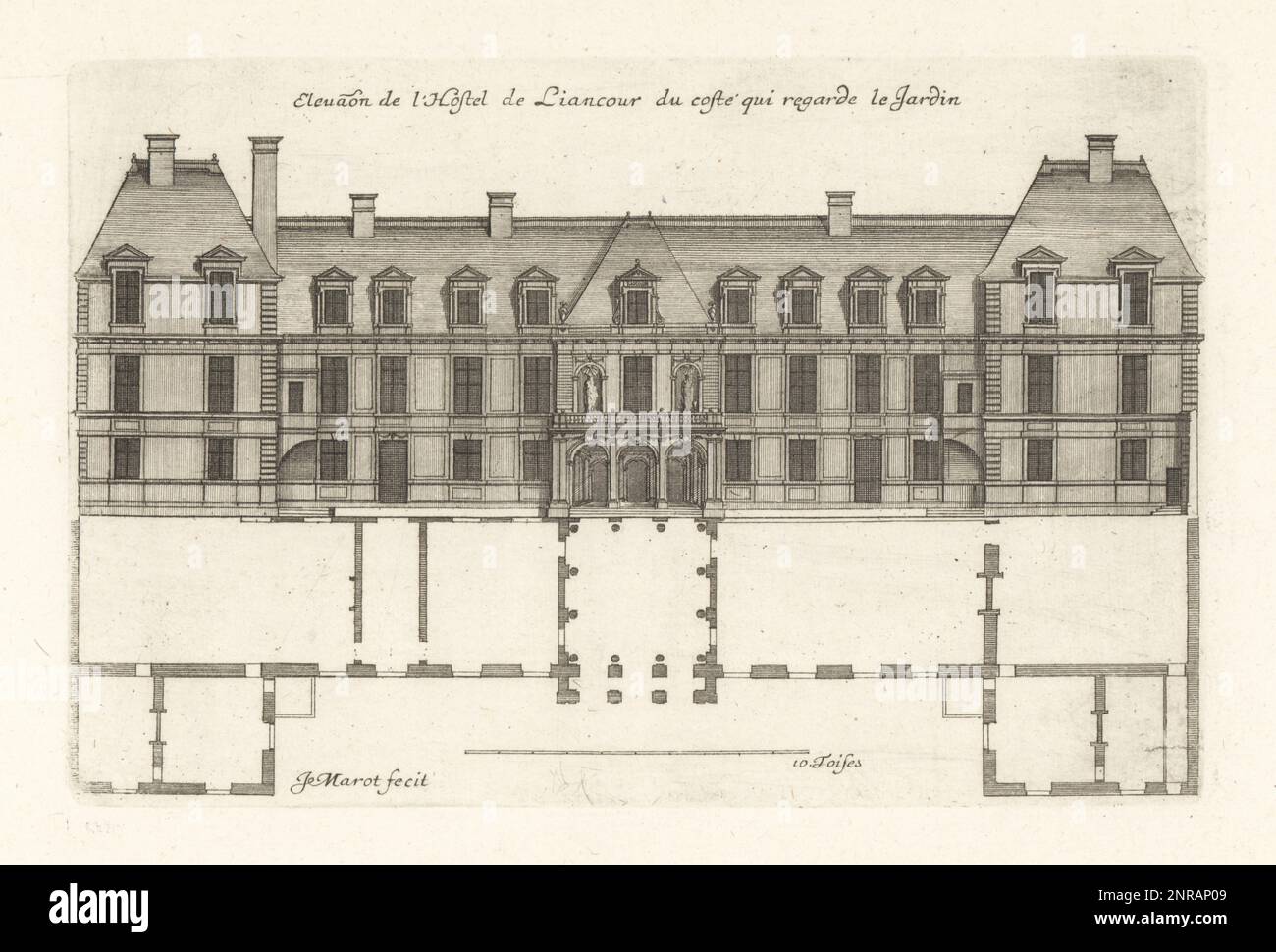 Elevazione del lato che si affaccia sul giardino dell'Hotel de Liancourt, una grande casa o hotel particulier costruito da Salomon de Brosse e Jacques Lemercier per il Conte di Liancourt, all'inizio del 17th ° secolo. Demolito nel 1825. Elevation de l'Hotel de Liancour du coste qui regarde le jardin. Incisione in copperplate disegnata e incisa da Jean Marot dal suo Recueil des Plans, Profils et Elevations de Plusieurs Palais, Chasteaux, Eglises, sepolture, Grotte et Hotel, Collezione di piani, profili ed elevazioni di palazzi, castelli, chiese, tombe, grotte e Alberghi, chez Mariette, Parigi, 1655. Foto Stock