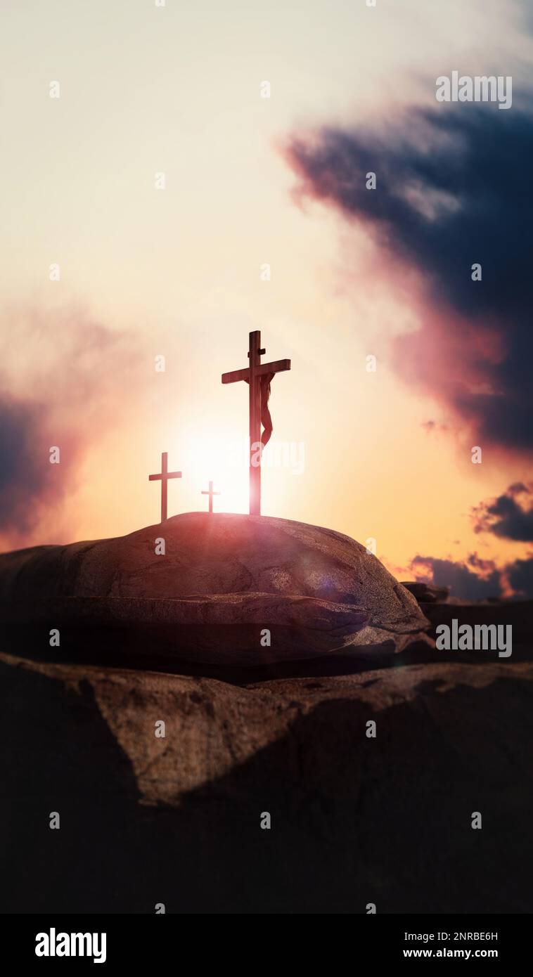 La passione di Gesù Cristo sulla collina del Golgota e la croce simbolo della morte e della risurrezione Foto Stock