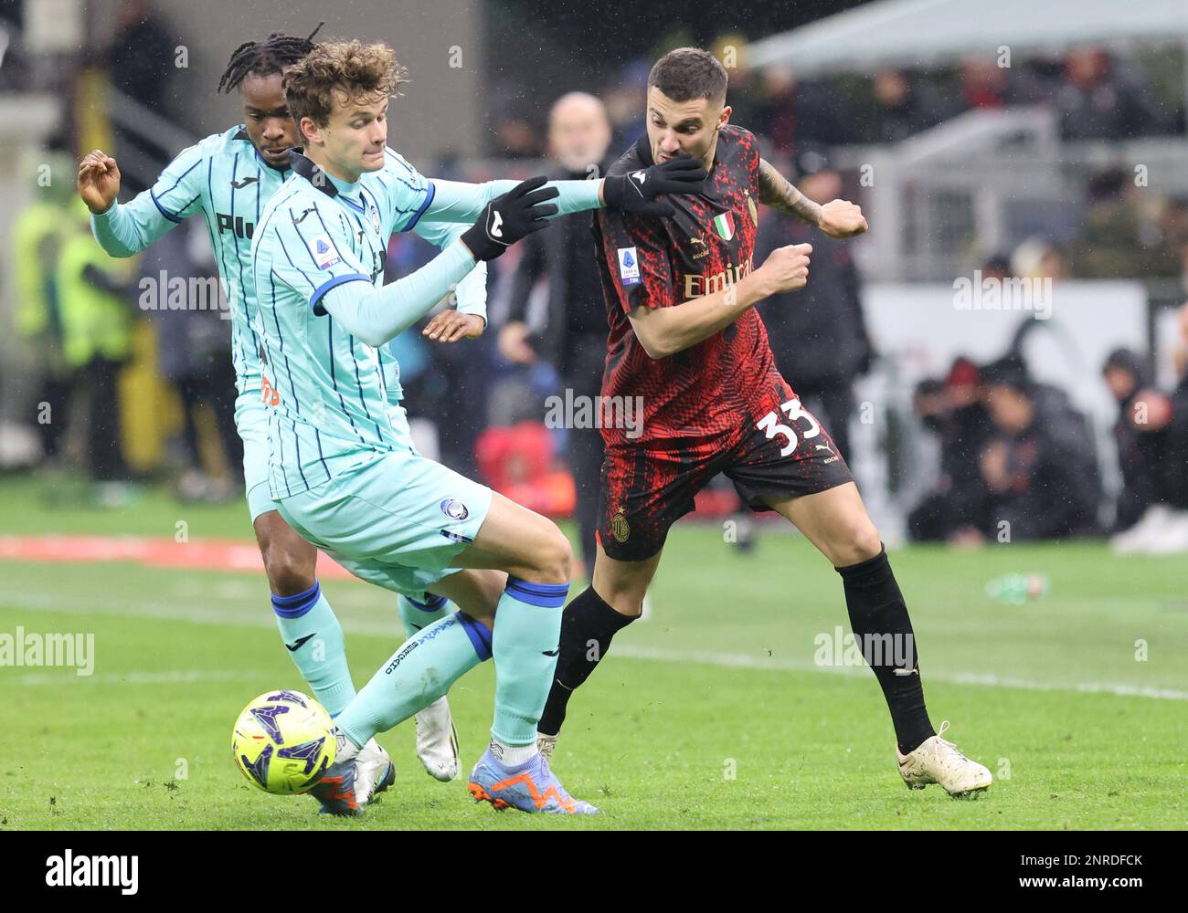 Milano, Italia. 26th Feb, 2023. Milano 26 Febbraio 2023 Stadio G Meazza Campionato Italiano serie A Tim 2022/23 AC Milano - Atalanta BC nella Foto : Rade Krunic pH Antonio Saia Credit: Christian Santi/Alamy Live News Foto Stock