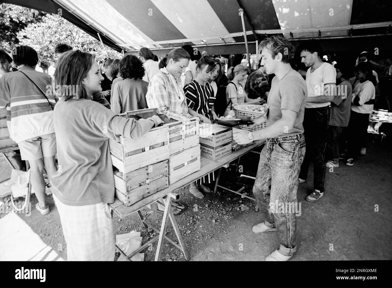 Archivi 90ies: Comunità ecumenica di Taizé, Taizé, Saône e Loira, Borgogna, Francia, 1990 Foto Stock