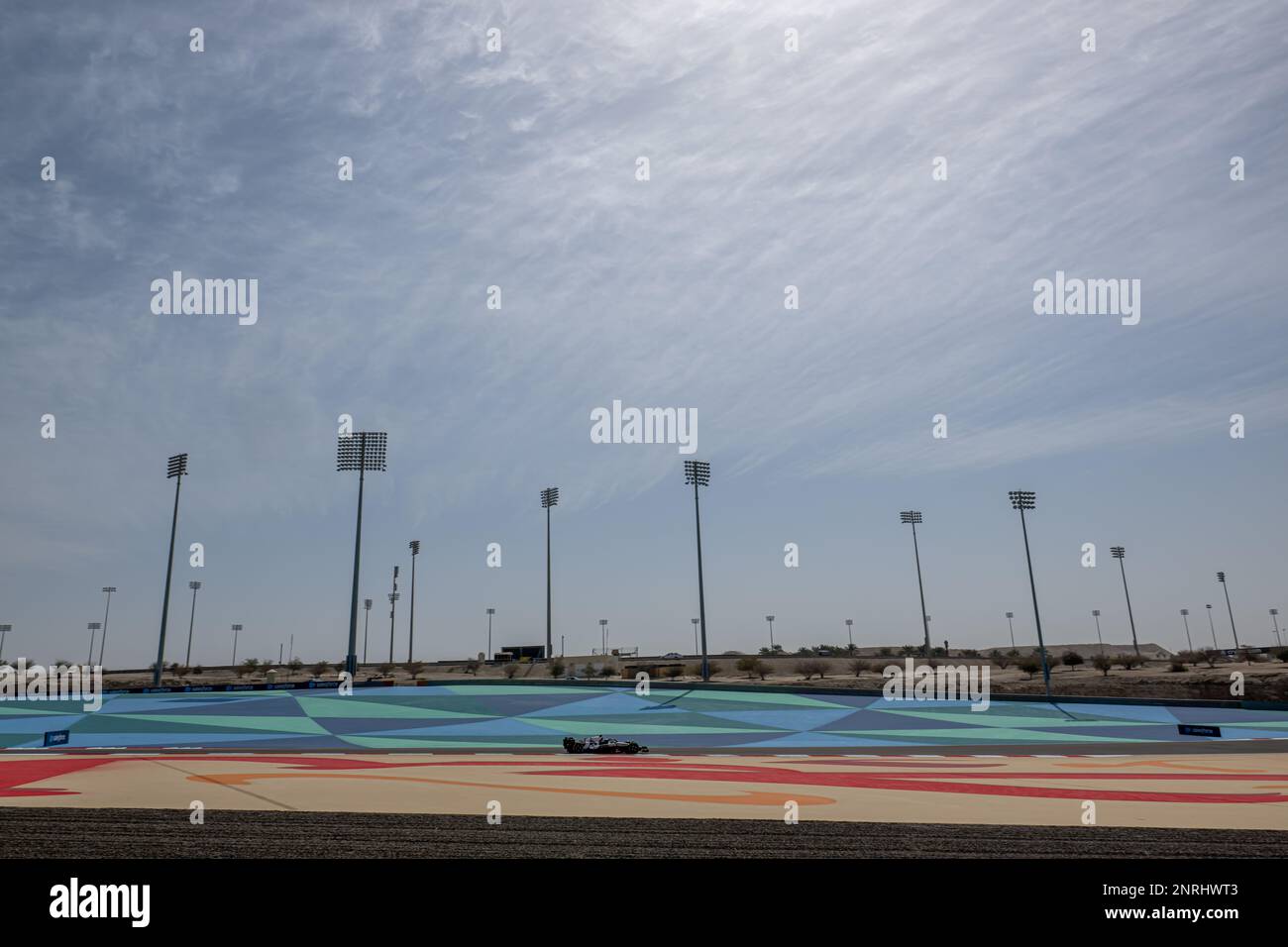 CIRCUITO INTERNAZIONALE BAHRAIN, BAHRAIN - 25 FEBBRAIO: Nyck de Vries, Scuderia AlphaTauri AT04 durante i test Bahrain al Bahrain International Circuit il 25 febbraio 2023 a Sakhir, Bahrain. (Foto di Michael Potts/BSR Agency) Foto Stock