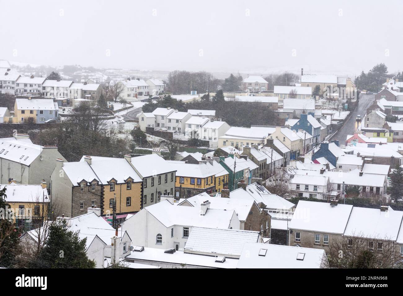 Ardara, Contea di Donegal, Irlanda. In inverno neve. Foto Stock