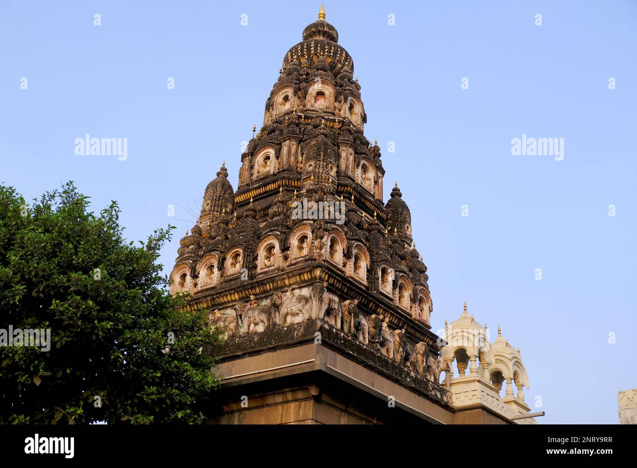 30 gennaio 2023, Shree RAM Mandir (Tempio) Phaltan è uno dei più antichi templi della città. L'architettura del tempio è in legno. Foto Stock