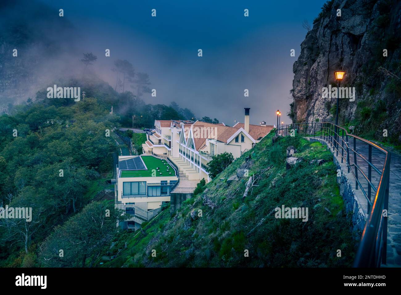 Hotel, Eira do Serrado Viewpoint, Central Mountains, Madeira, Portogallo Foto Stock