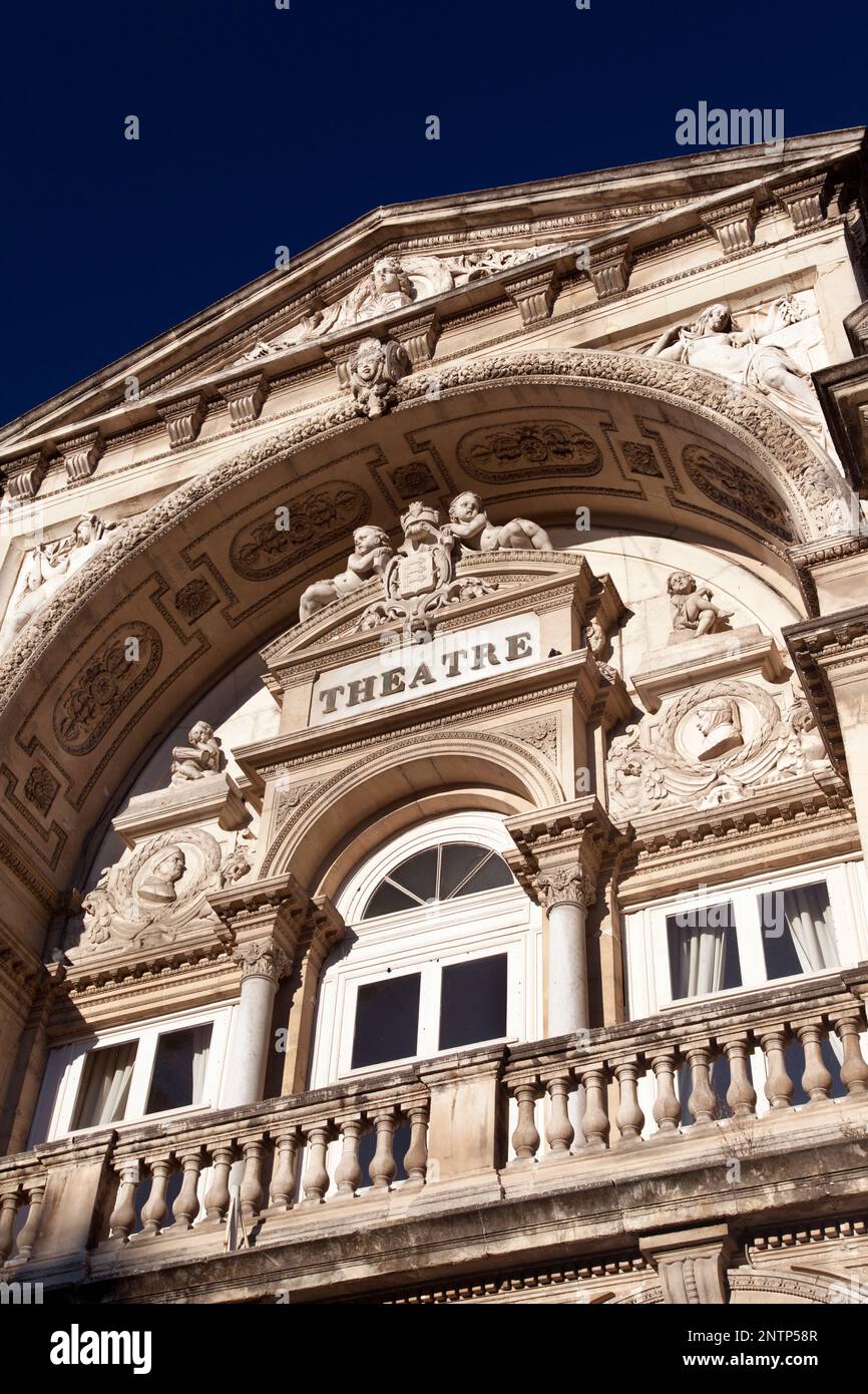 Francia, Vaucluse, Avignone, teatro storico, il teatro dell'opera : Opera Grand Avignon. Foto Stock