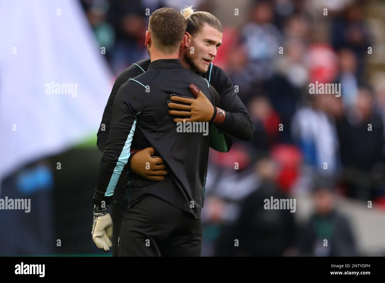 Loris Karius di Newcastle United è visto alla fine del warm up - Manchester United contro Newcastle United, Carabao Cup Final, Wembley Stadium, Londra, Regno Unito - 26th Febbraio 2023 solo per uso editoriale - si applicano le restrizioni DataCo Foto Stock