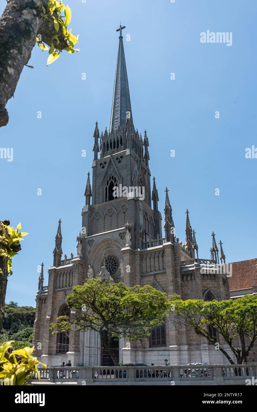 Facciata anteriore della cattedrale di Petropolis in Brasile Foto Stock
