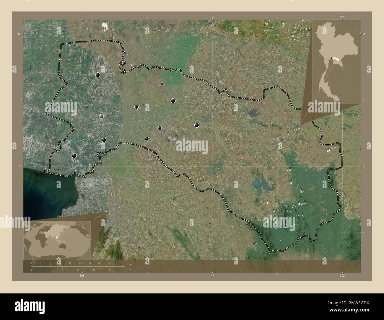 Chachoengsao, provincia della Thailandia. Mappa satellitare ad alta risoluzione. Posizioni delle principali città della regione. Mappe delle posizioni ausiliarie degli angoli Foto Stock