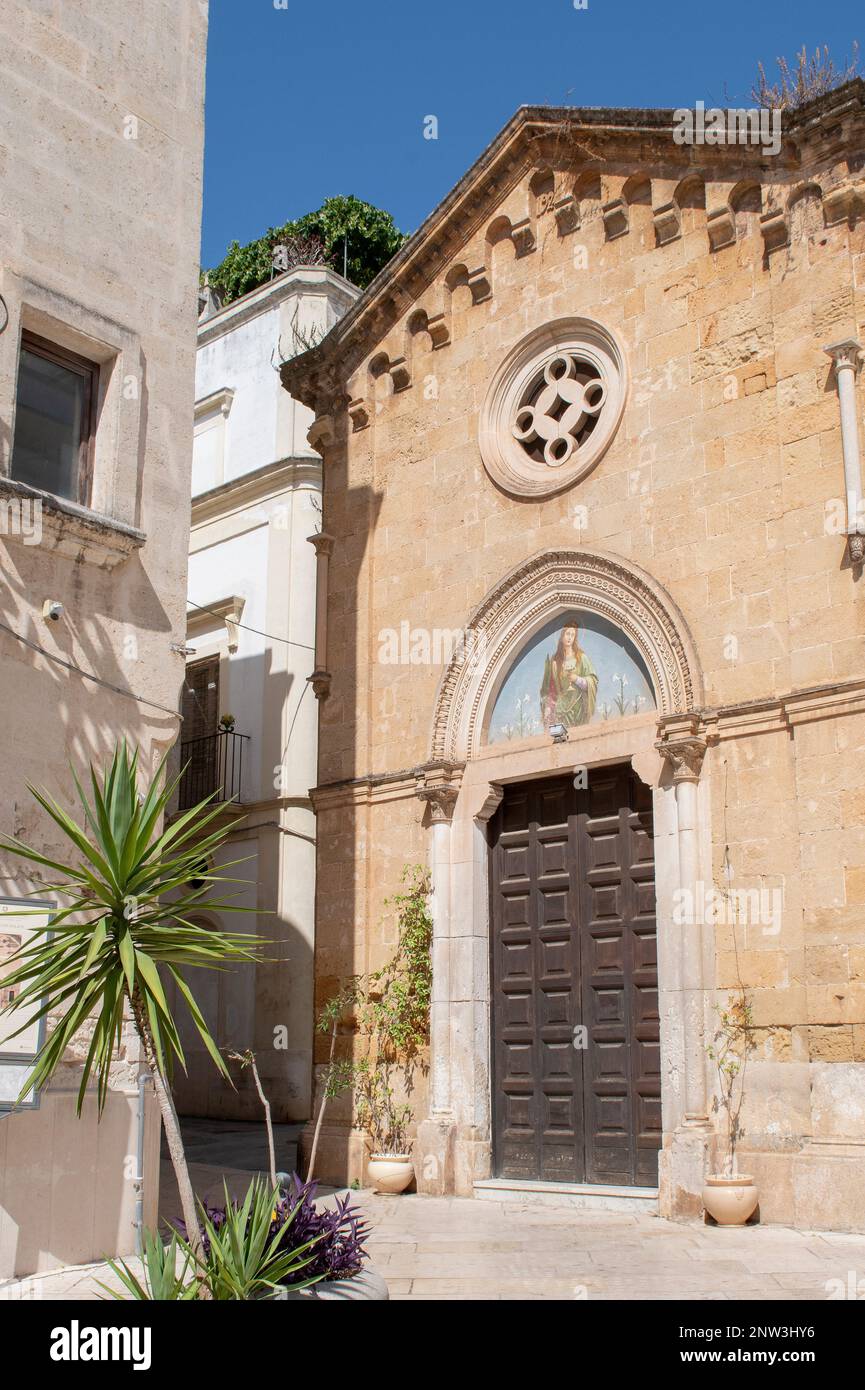La facciata del curco di Santa Lucia, patronismo dei ciechi e dei problemi agli occhi, a Grottaglie, Puglia, Italia Foto Stock