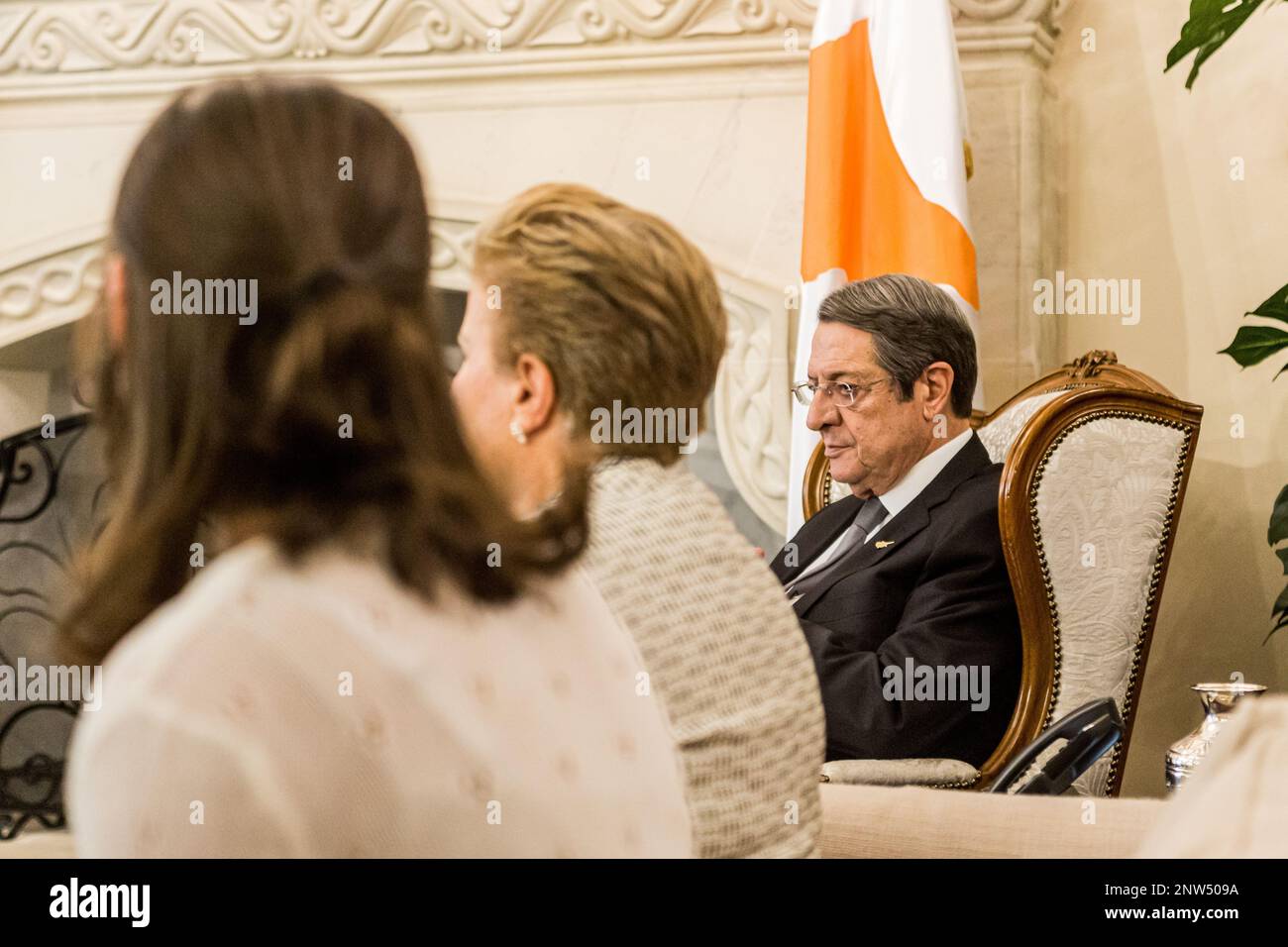 Nicosia, Cipro. 28th Feb, 2023. Nicos Anastasiades è visto durante la cerimonia di successione, Nicosia, Cipro, il 28 febbraio 2023. L'ex Presidente della Repubblica di Cipro, Nicos Anastasiades dà il suo posto al nuovo Presidente, Nicos Christodoulides oggi al Palazzo Presidenziale. (Foto di Kostas Pikoulas/Sipa USA) Credit: Sipa USA/Alamy Live News Foto Stock