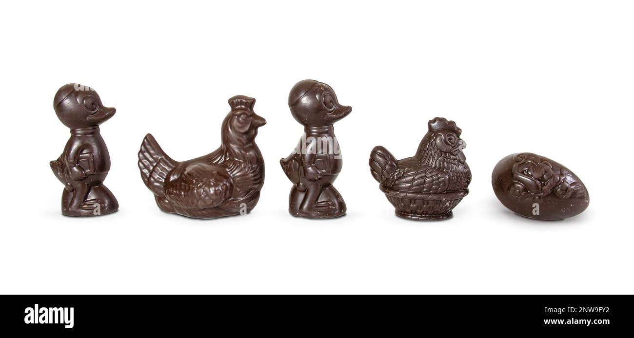 Figure di Pasqua al cioccolato isolate su sfondo bianco. Foto Stock