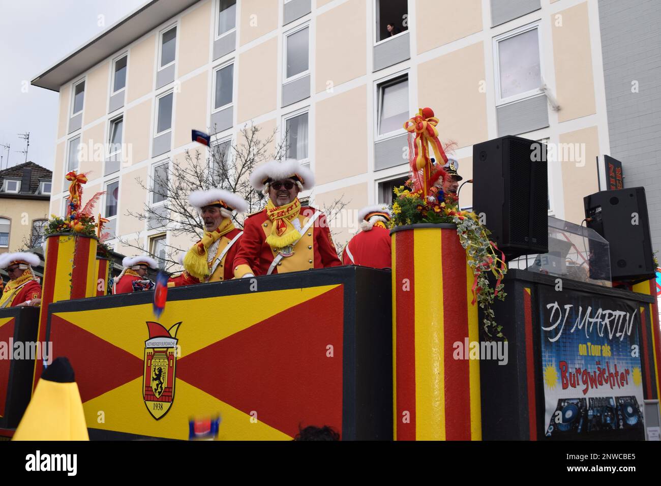 Il carnevale di Eschweiler è una delle parate più lunghe della Renania settentrionale-Vestfalia con la partecipazione di circa 20 club di carnevale ancora attivi. Foto Stock
