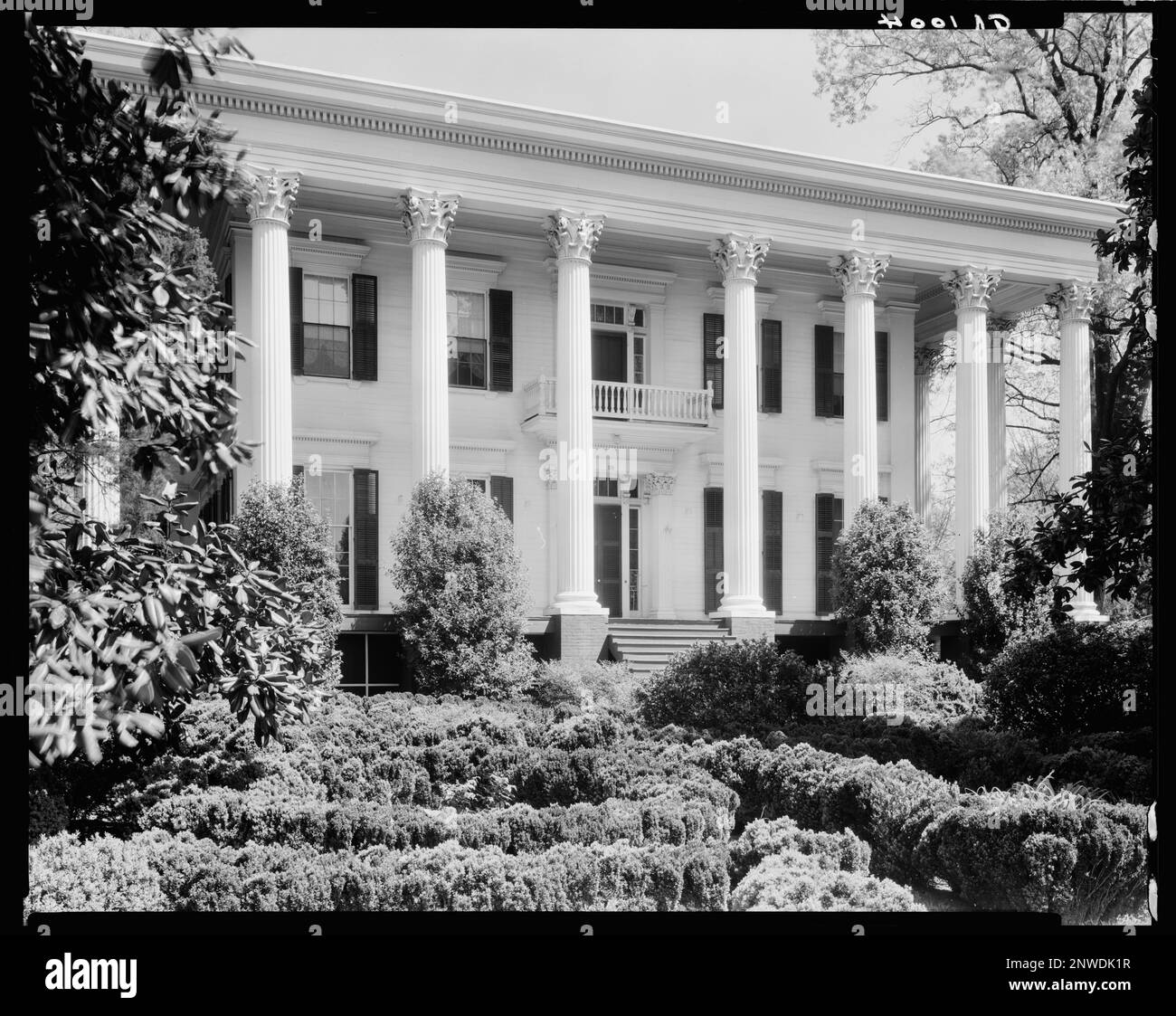 Hill White Bradshaw House, Atene, Clarke County, Georgia. Carnegie Survey of the Architecture of the South. Stati Uniti, Georgia, Clarke County, Atene, Case, Colonne, portici, portici, balconi, giardini. Foto Stock