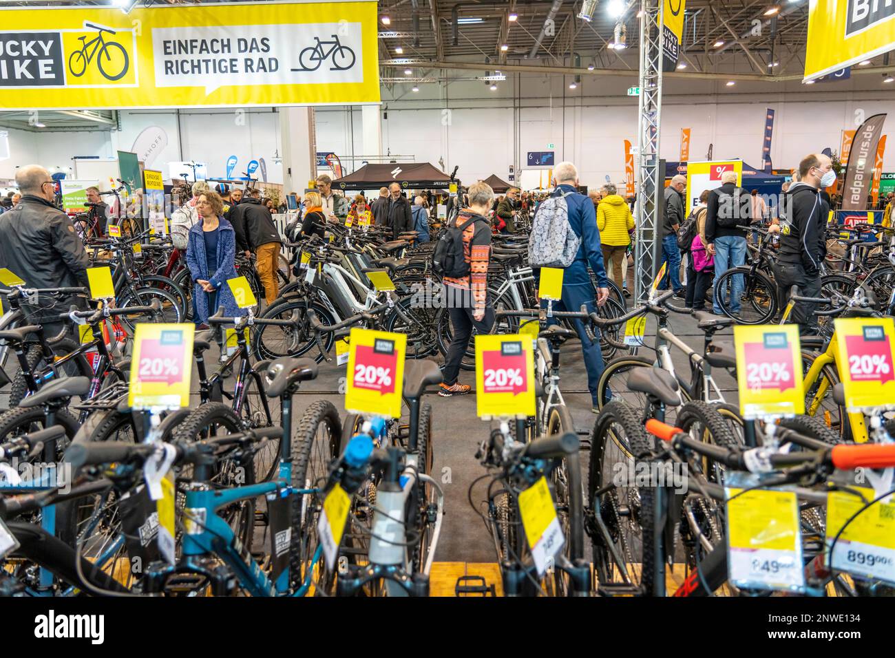 Fahrrad Essen, fiera pubblica nelle sale di Messe Essen, rivenditori e produttori mostrano tutto su biciclette, e-bike, accessori, NRW, Germania, Foto Stock