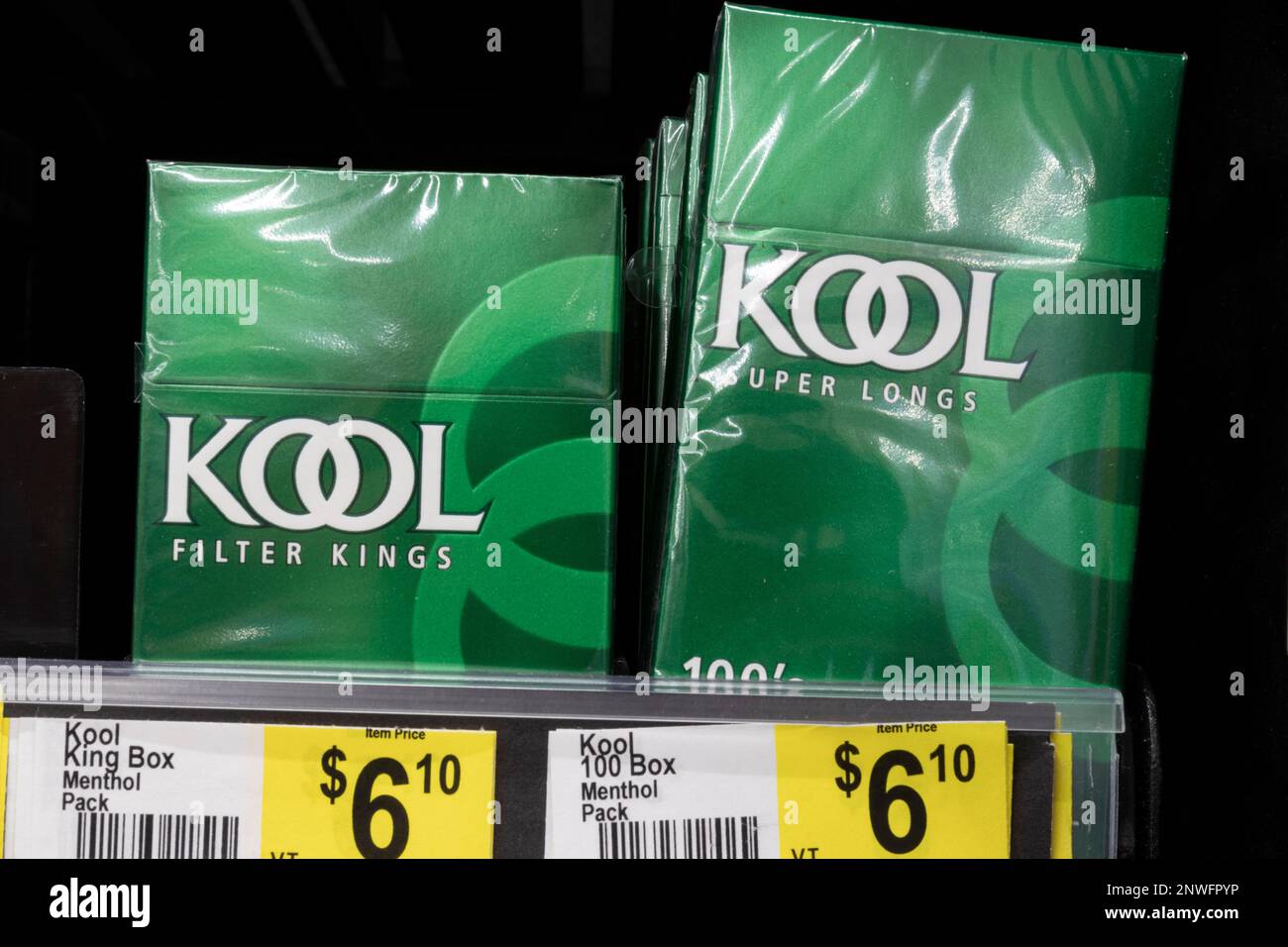 Indianapolis - circa Giugno 2021: Sigarette KOOL mentol. La FDA sta considerando un divieto sulle sigarette di mentolo come produttori come Imperial Tobacco sono acc Foto Stock