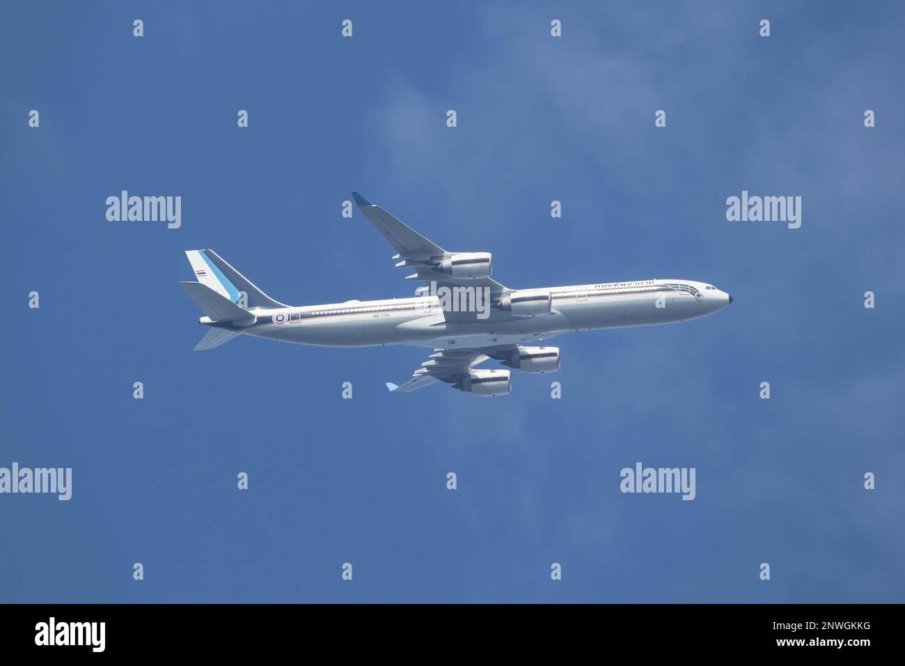 Chiangmai, Thailandia - Dicembre 8 2022: HS-TYV Airbus A340-500 della Royal Thai Airforce (RTAF). Decollo dall'Aeroporto di Chiangmai. Foto Stock