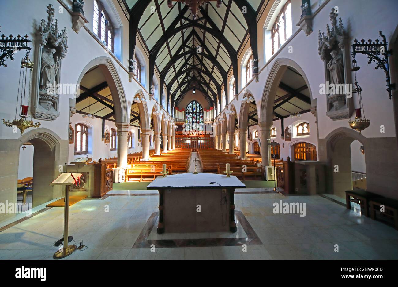 Motherwell Pugin gotico Revival architettura, cattedrale cattolica, nostra Signora del buon soccorso, 31 Coursington Rd, North Lanarkshire, Scozia, UK, ML1 1PP Foto Stock