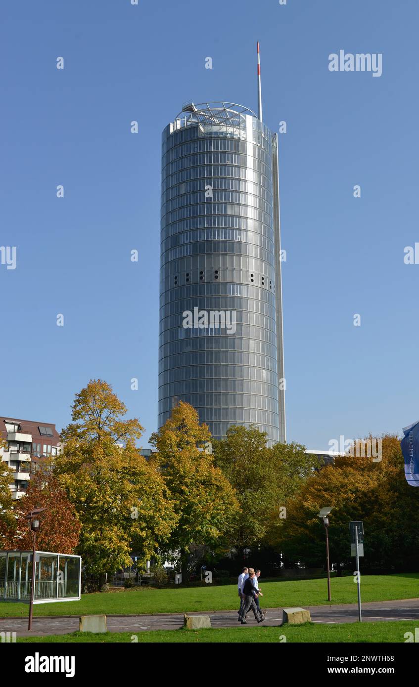 RWE Tower, Opernplatz, Essen, Renania settentrionale-Vestfalia, Germania Foto Stock