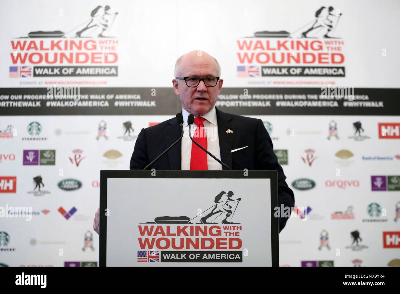 Woody Johnson, United States Ambassador to the United Kingdom, speaks during the 'Walk Of America' launch in London, Wednesday, April 11, 2018. This summer a team of six veterans from the US and the United Kingdom will walk 1,000 miles from the west to the east coast of America in 14 weeks. Starting in LA on 2 June and finishing in New York on 6 September, the team will walk by some of America's most iconic cities and landmarks. (Chris Jackson/Pool Photo via AP) Foto Stock