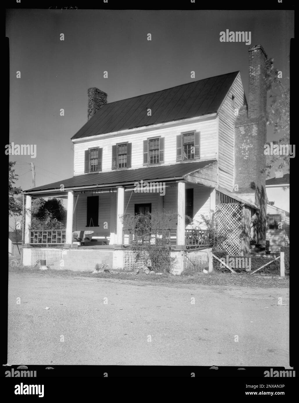 Casa non identificata, Buckingham, Buckingham County, Virginia. Carnegie Survey of the Architecture of the South. Stati Uniti Virginia Buckingham County Buckingham, Porches, Houses. Foto Stock