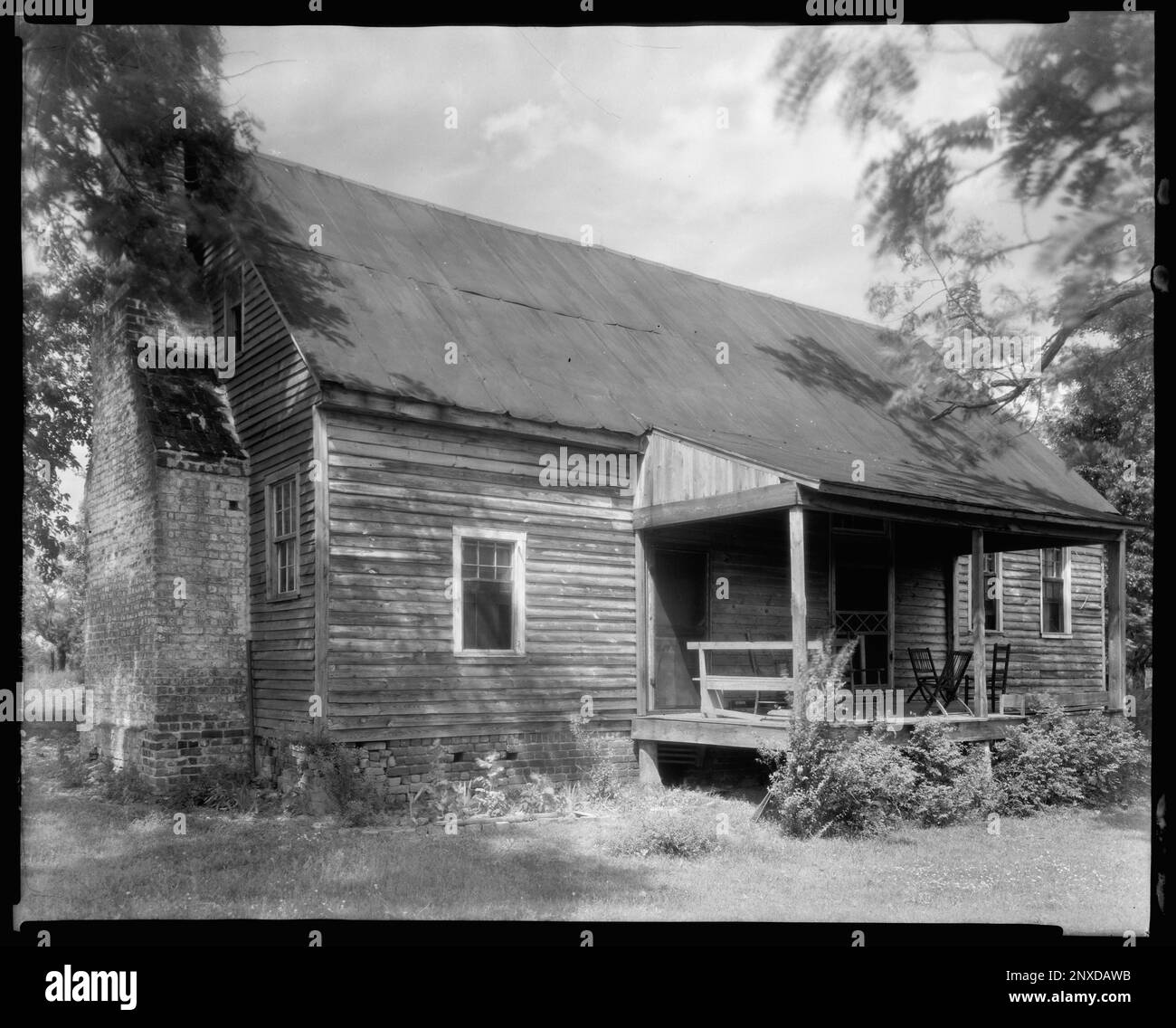Haley Farm, Contea di Spotsilvania, Virginia. Carnegie Survey of the Architecture of the South. Stati Uniti Virginia Spotsilvania County, Porches, Farmhouses, edifici di legno. Foto Stock