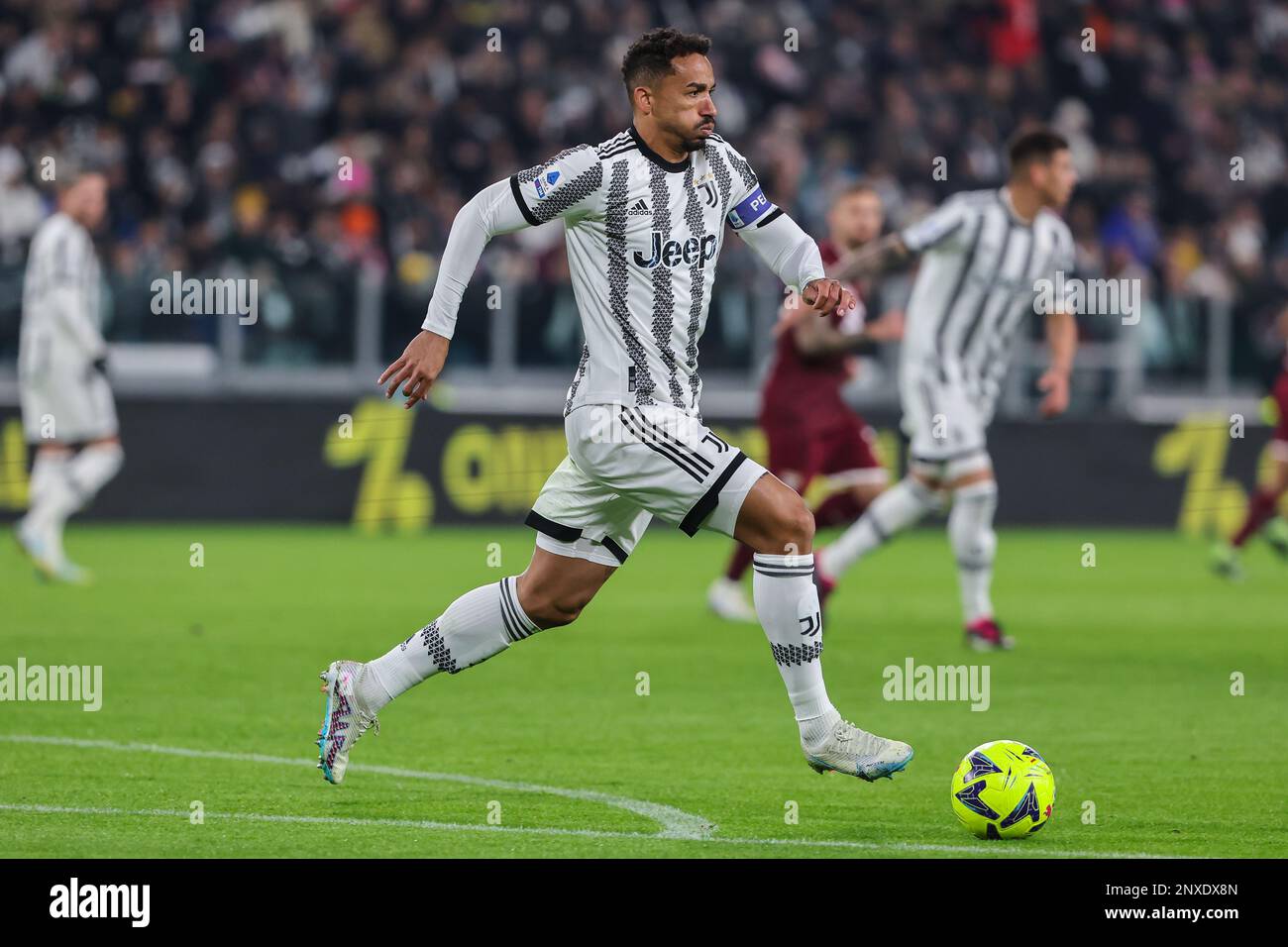 Danilo Luiz da Silva della Juventus FC visto in azione durante la Serie A 2022/23 partita di calcio tra Juventus FC e Torino FC allo stadio Allianz.(punteggio finale; Juventus 4:2 Torino) Foto Stock