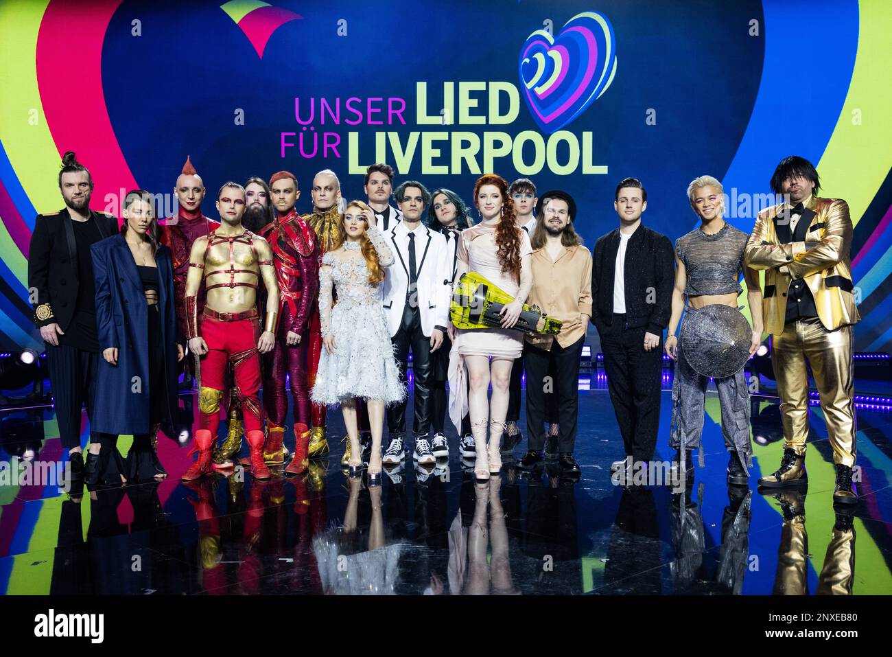 Liverpool, Regno Unito. 13th maggio, 2023. 01 marzo 2023, Renania settentrionale-Vestfalia, Colonia: I partecipanti sono sul palco durante le prove per il Concorso di canzoni Eurovision 2023 "la nostra canzone per Liverpool". Il vincitore del concorso preliminare del CES rappresenterà la Germania alla finale del CES a Liverpool, Inghilterra, il 13 maggio 2023. Credit: Rolf Vennenbernd/dpa/Alamy Live News Foto Stock