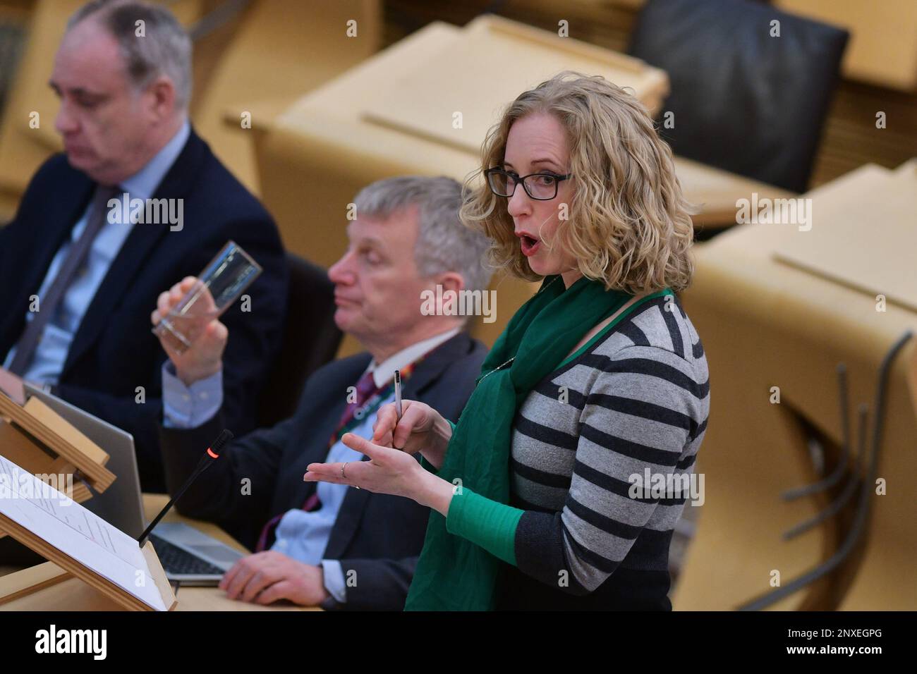 Edimburgo Scozia, Regno Unito 01 marzo 2023. Il ministro della circolarità scozzese Lorna Slater al Parlamento scozzese per fare una dichiarazione sul deposito Return Scheme.Credit sst/alamy live news Foto Stock