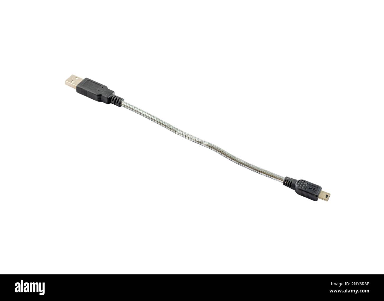 Convertitore o adattatore USB a micro usb su sfondo bianco Foto Stock