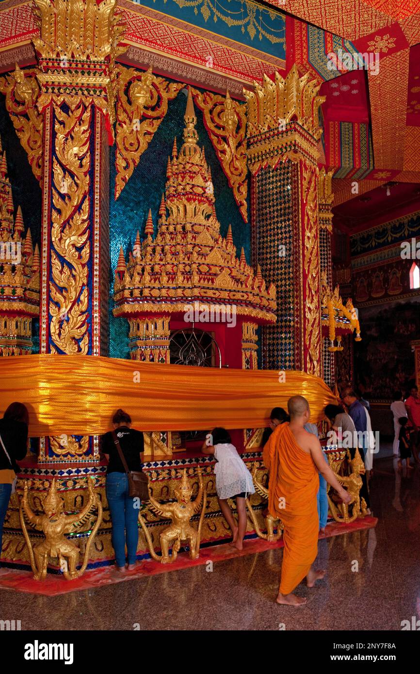 Decorazione del tempio di Songkran, Wat Bang Riang, tempio buddista, Thap Put, Amphoe hap Put, Provincia di Phang Nga, Thailandia, Sud-est asiatico Foto Stock