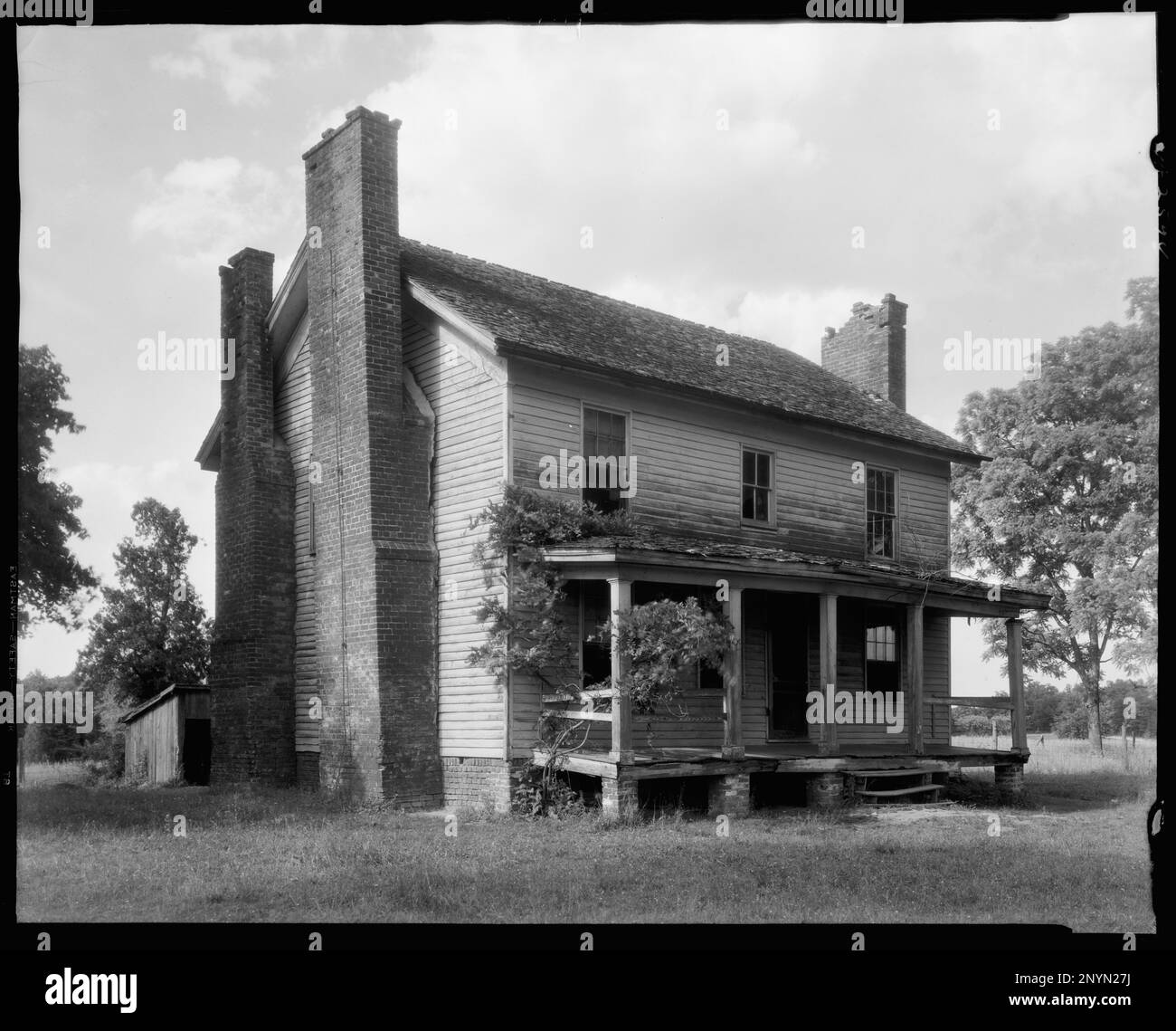 Ziekiel Farm, Contea di Spotylvania, Virginia. Carnegie Survey of the Architecture of the South. Stati Uniti Virginia Spotsilvania County, Porches, Chimneys, Farmhouses. Foto Stock