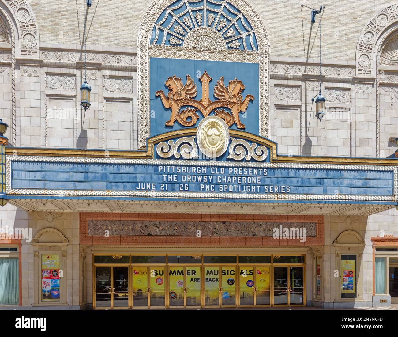 Pittsburgh Downtown: Il Brick and terra cotta Benedum Center for the Performing Arts è lo Stanley Theater, un ex cinema. Foto Stock