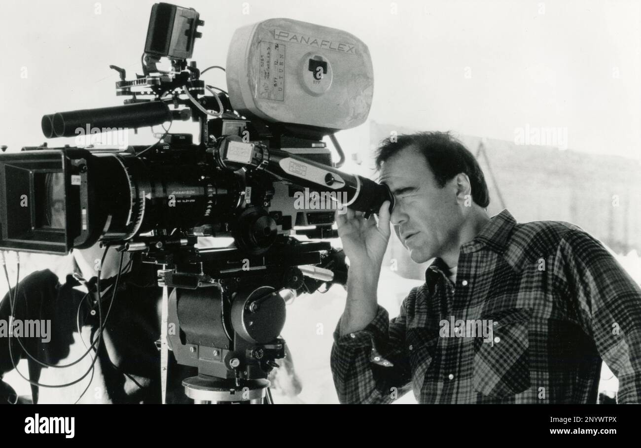 Produttore e regista americano Oliver Stone Filming, USA 1997 Foto Stock